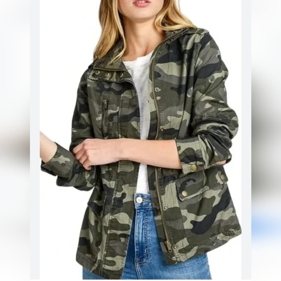 Love Tree Jackets & Blazers - PRICE FIRM ▪︎ Love Tree Camo Anorak Army Utility Jacket size SMALL